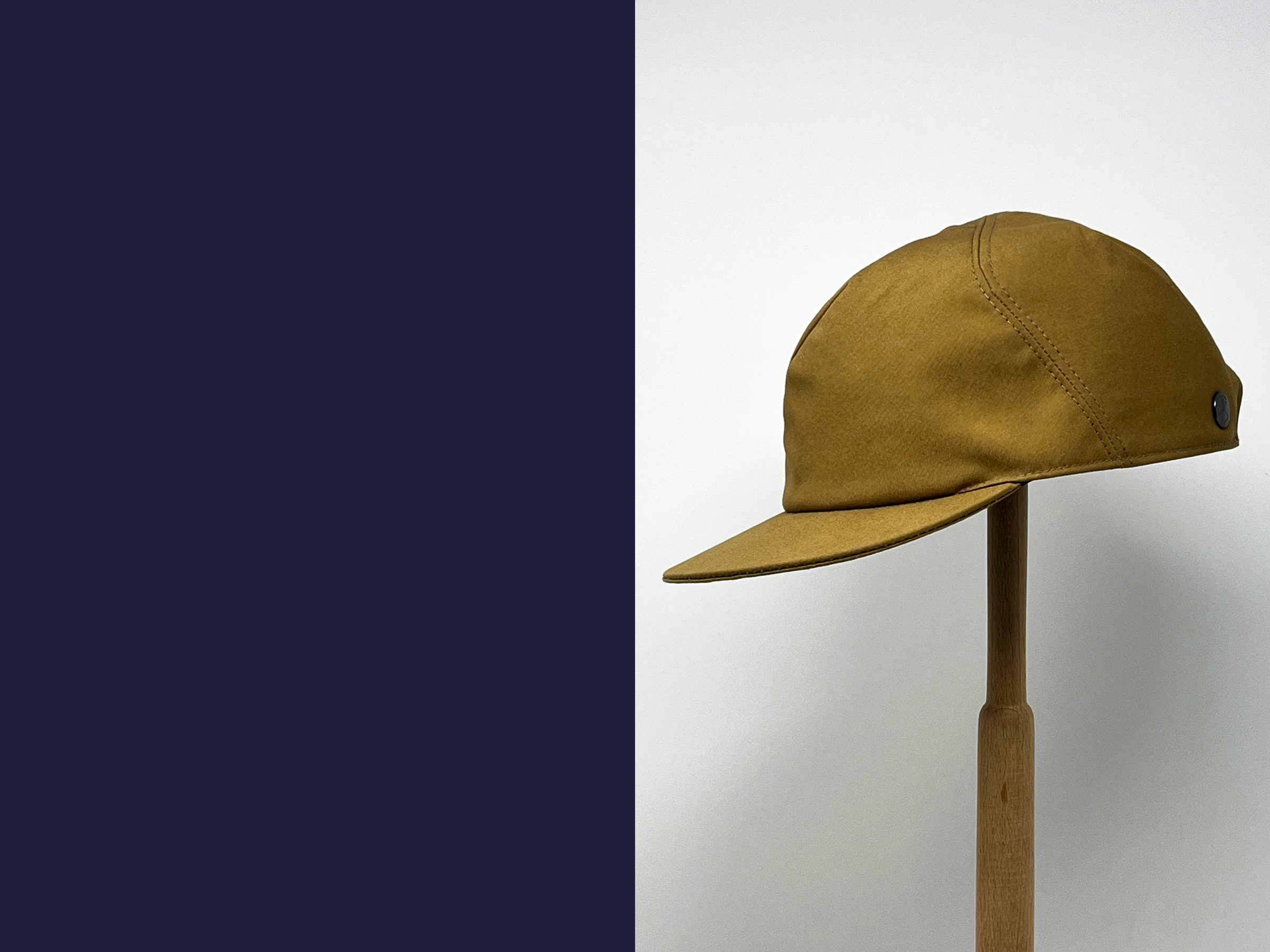 N°114_cap on hat rack_Le Panache Paris©