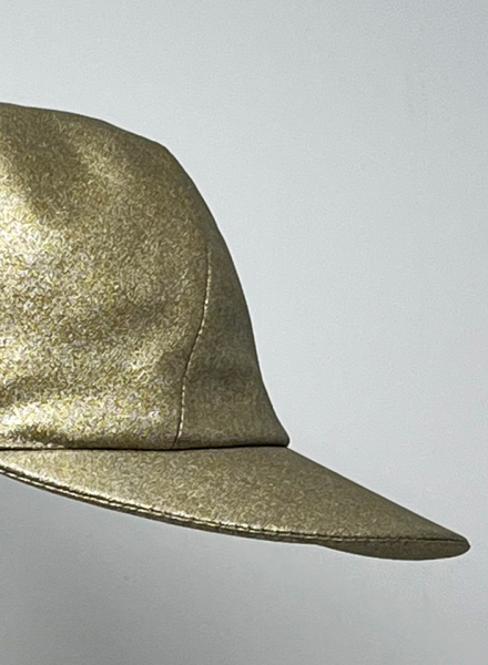 N°116_cap on hat rack_Le Panache Paris©